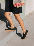 Jet Black Gum:style